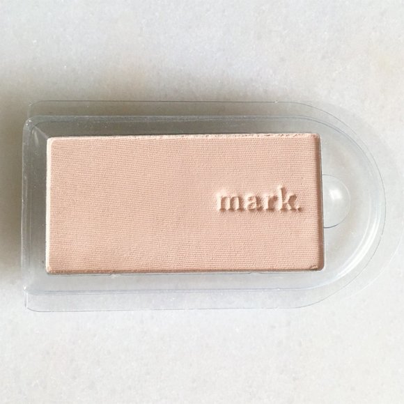 3/$36 - New! Mark blush / highlighter pan (Angel Glo) shimmer - Picture 1 of 2